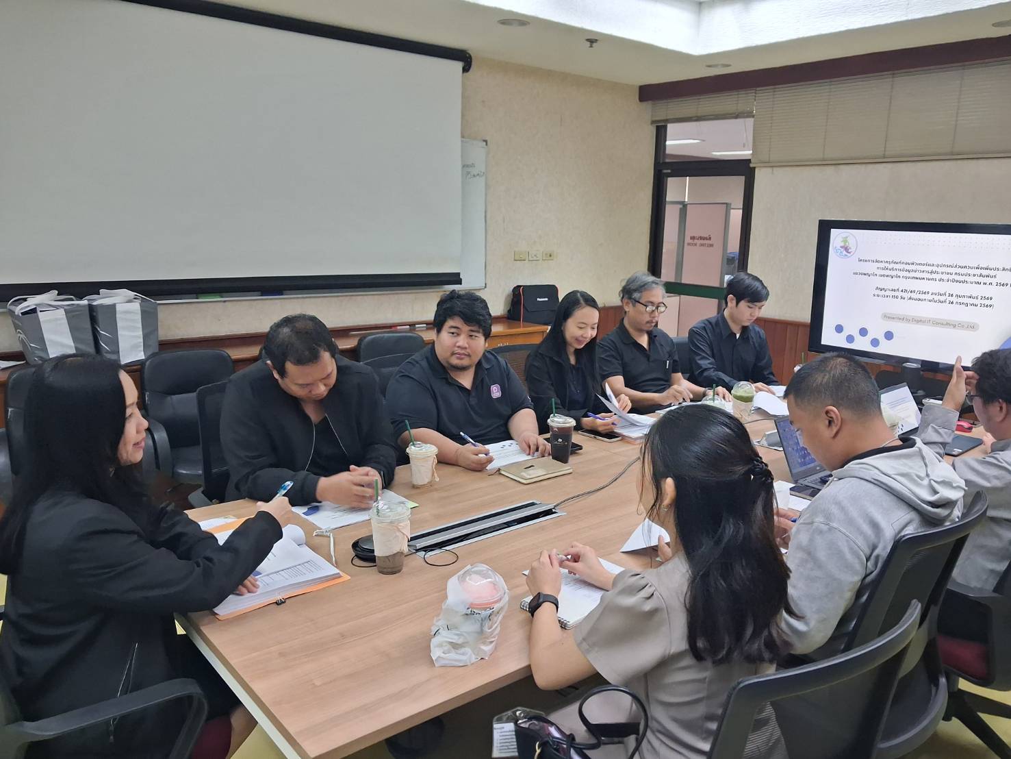 ประชุมคณะกรรมการตรวจรับและบริษัทฯ วางแผนดำเนินโครงการ ครั้งที่ 1 เมื่อวันที่ 12 มีนาคม 2569